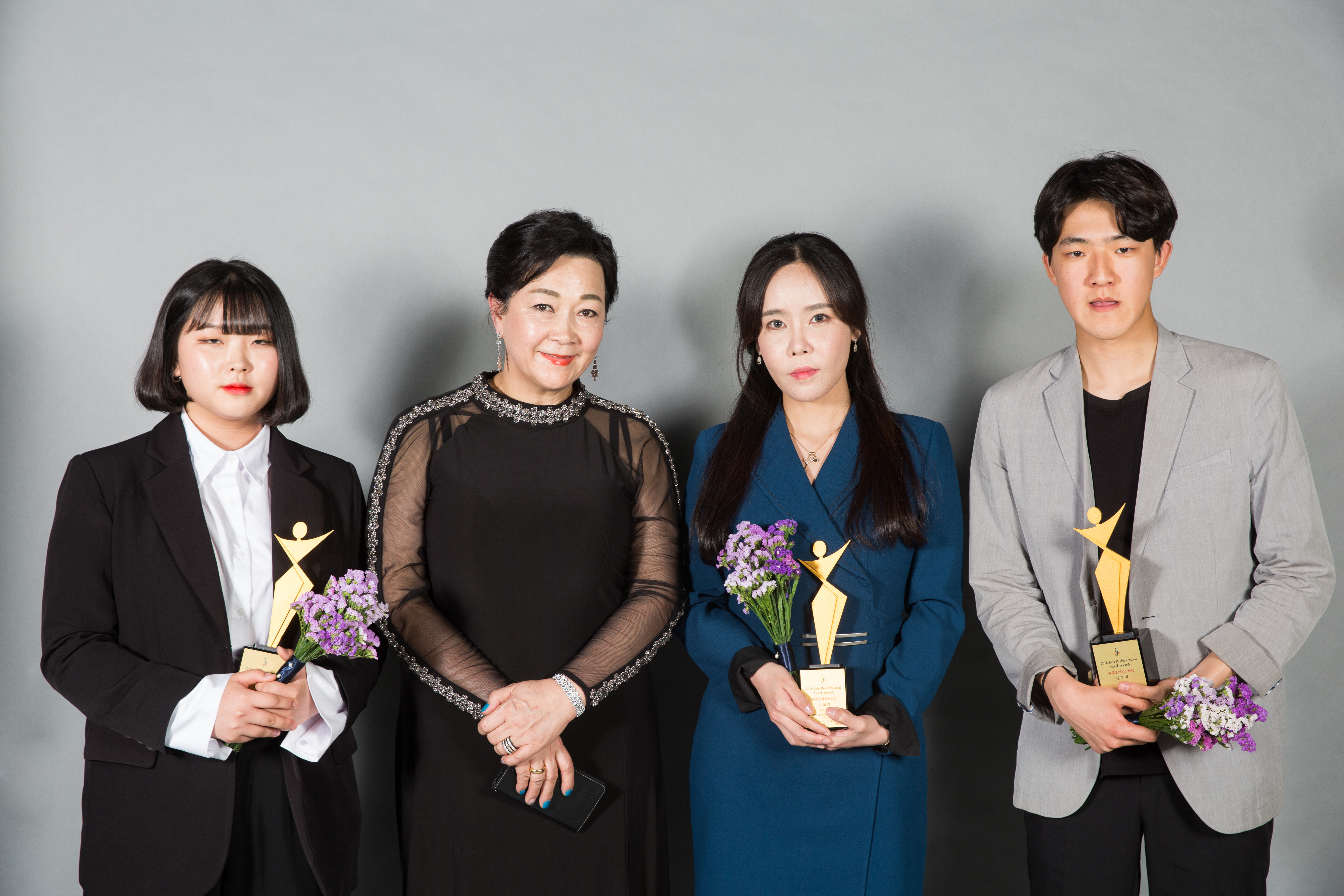 공모전수상자들.jpg