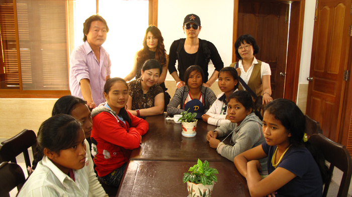 20110327캄보디아미용학교방문 대표 이미지