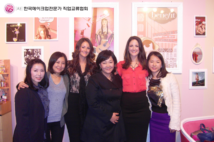 20110329베네피트런칭축하쇼 참석 대표 이미지