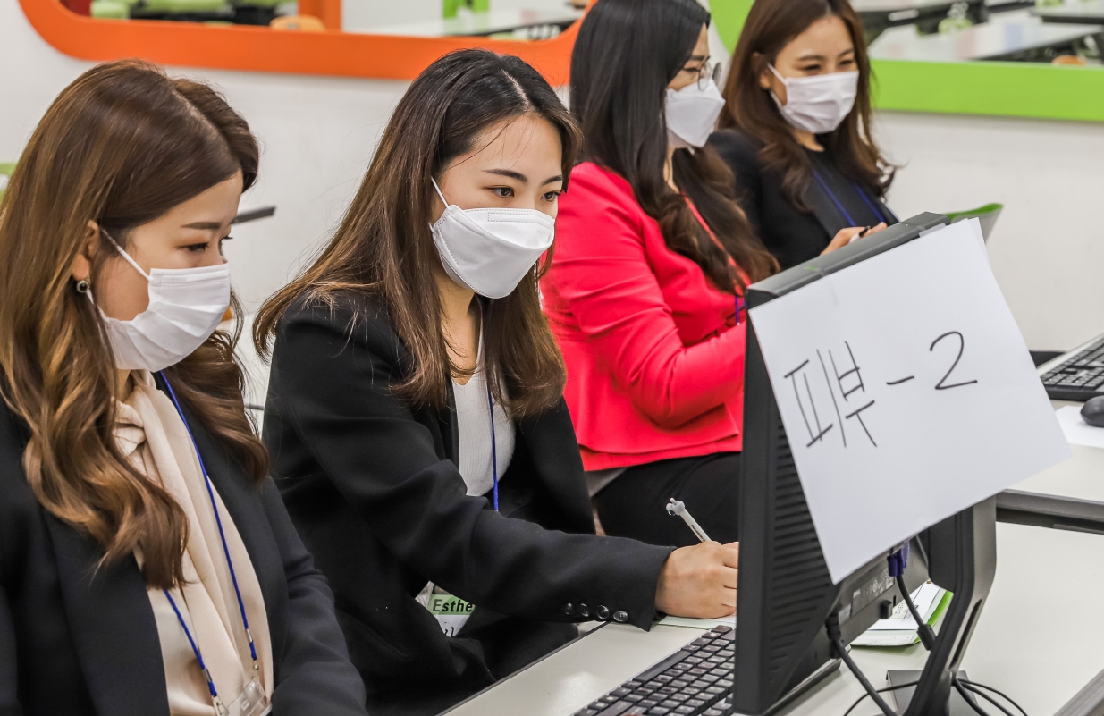 제13회 K-뷰티킹메이크업페스티벌어워드 대표 이미지